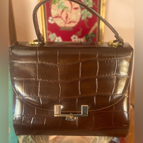 Saks Fifth Avenue Handbags - Saks Fifth Avenue Vintage 1960s/70 Brown crocodile embossed leather Handbag.